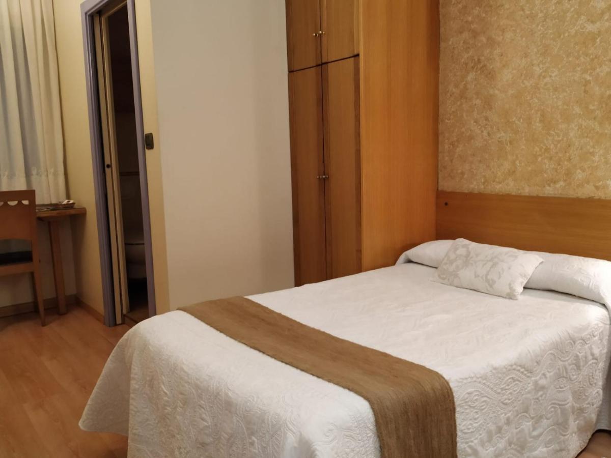 Melida Ostatua Otel Ermua Dış mekan fotoğraf